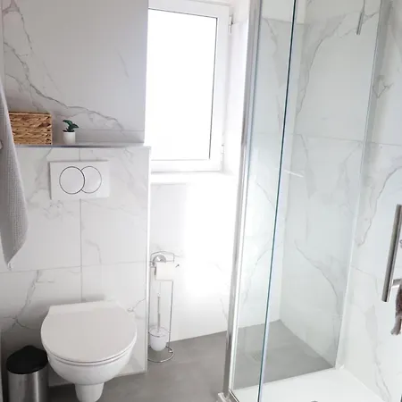 Apartment Center Azura Vista *