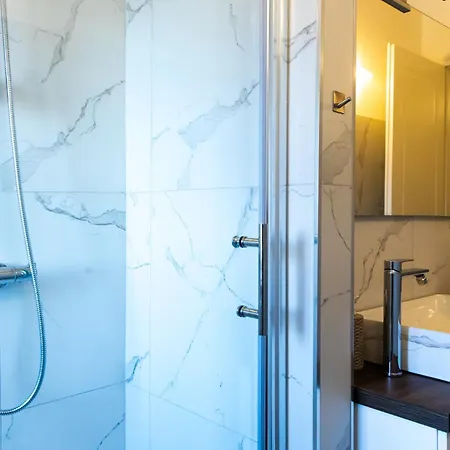Center Azura Vista Апартаменты *
