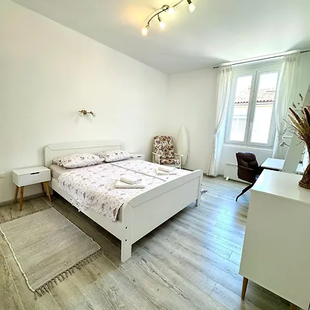 Daire Center Azura Vista
