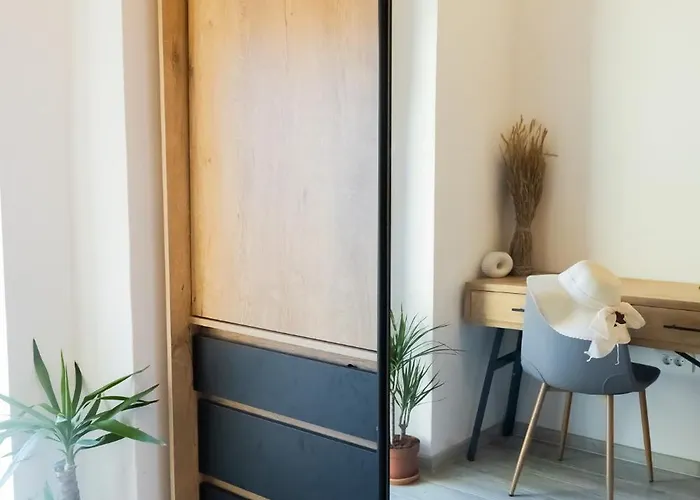 Апартаменти Center Azura Vista *