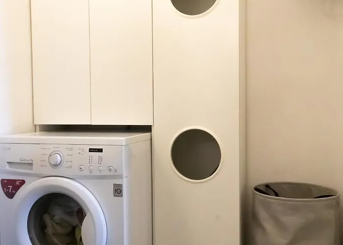 Center Azura Vista Апартаменти *